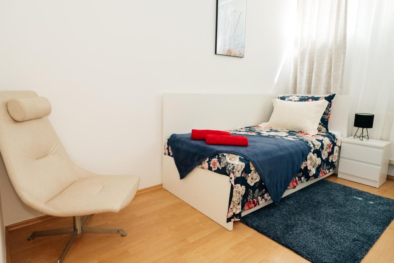 Apartment Km *
